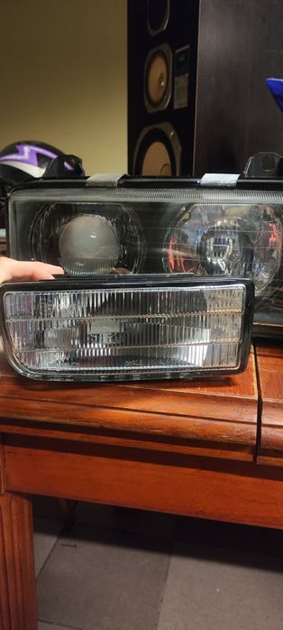 Lampy + halogeny e36 ZKW jak nowe