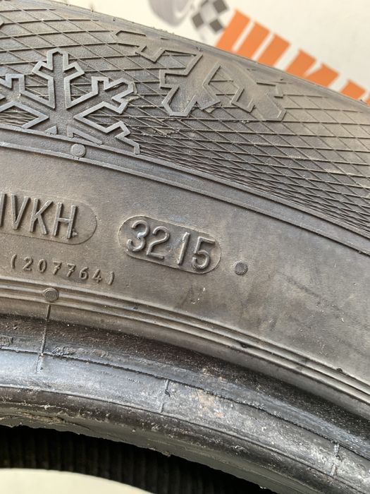 (2шт) 225/55R17 Gislaved SoftFrost 3 (7мм) зимові шини