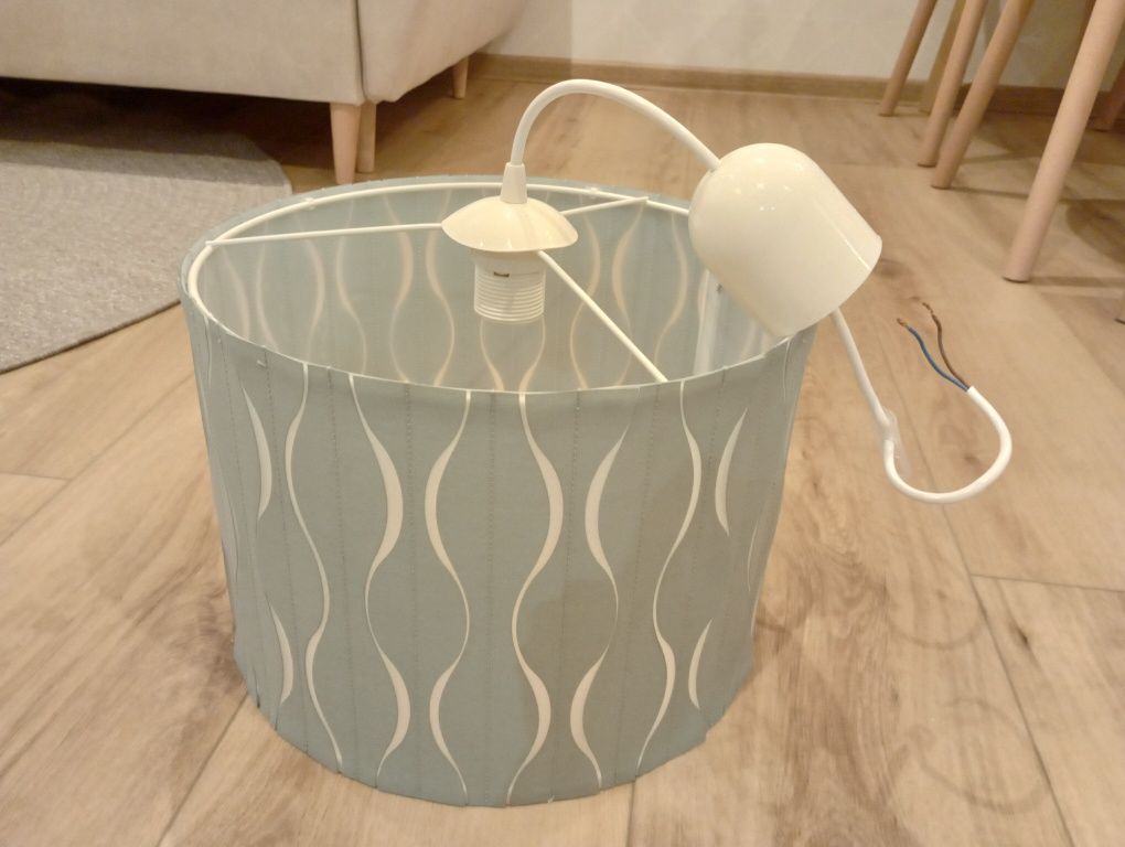 Lampa wisząca ikea loknas niebieska/turkusowa z oprawką