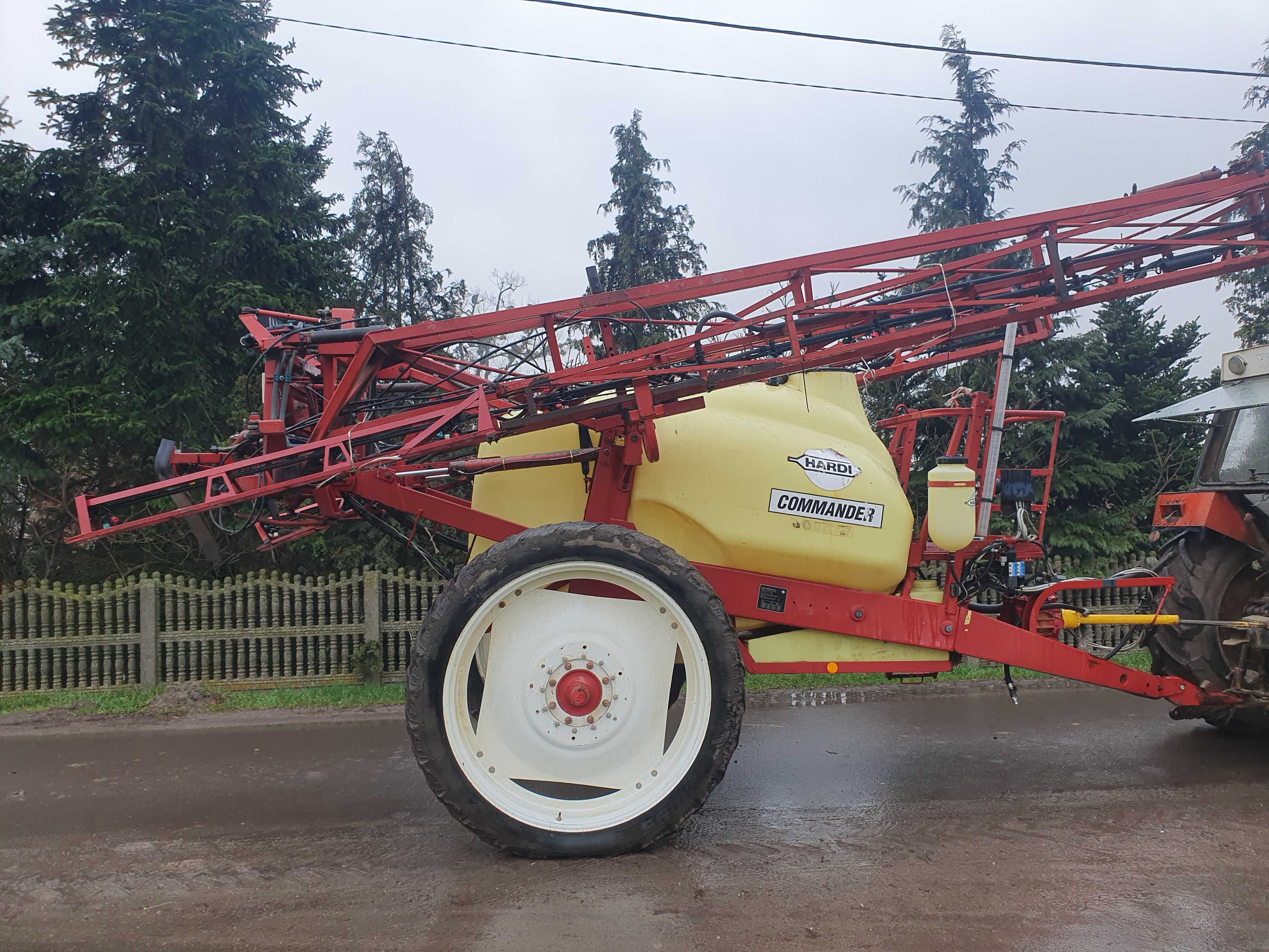 Opryskiwacz Hardi Commander 2800l 24m