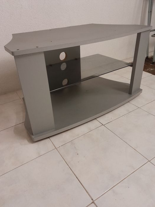 Móvel para tv ou aparelhos de audio ou DVD