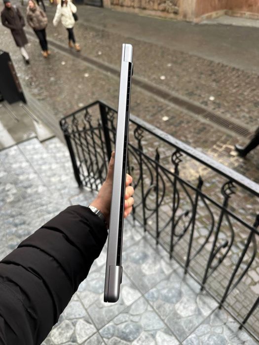 MacBook Pro 16" M1 Pro 16ram 512ssd Space Gray MK183 ідеал 95% акум