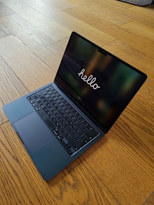 Macbook Air M2, 16 GB, 512 SSD, Midnight