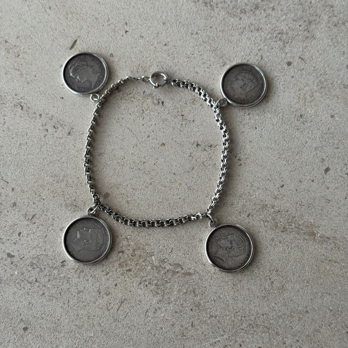 Pulseira em prata portuguesa com moedas