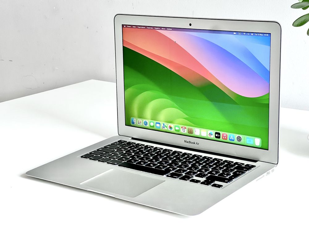 MacBook Air 13” 2015-2017 4/128 Gb M2 SSD (MacOS 14 + Windows 11)