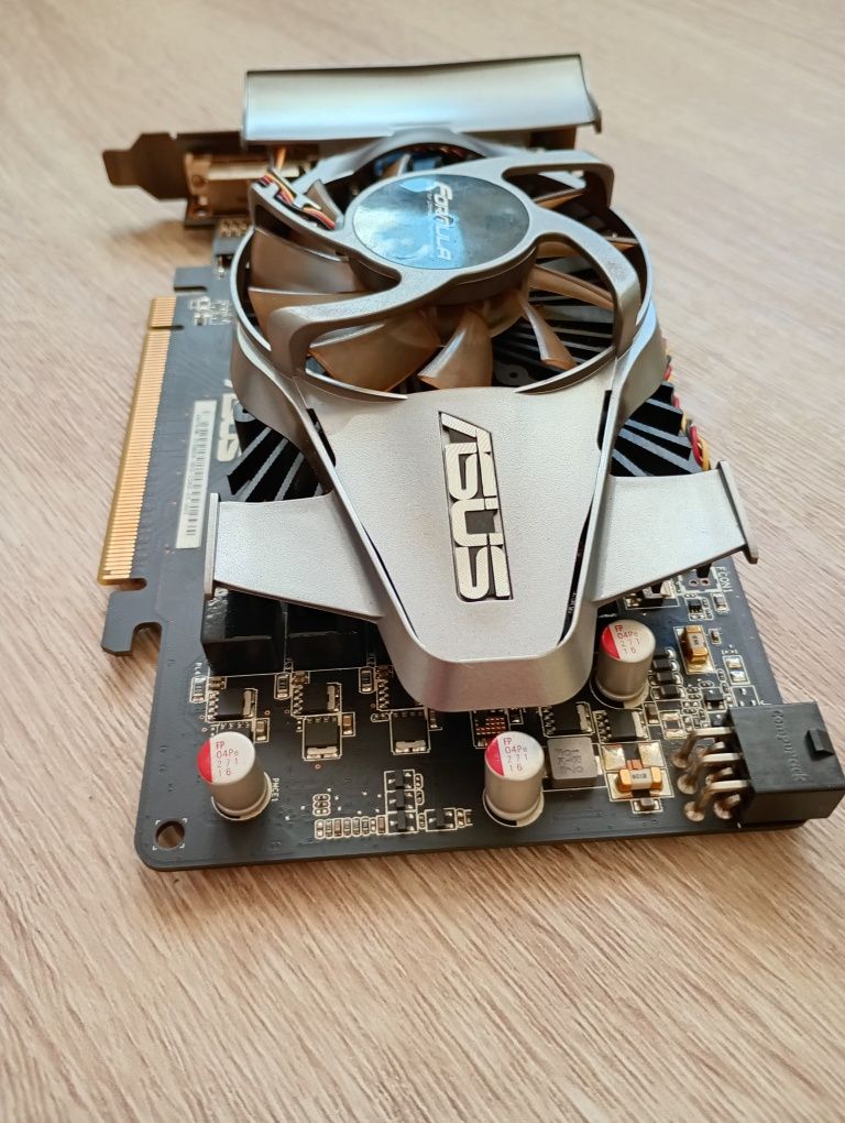 ASUS HD5750 1GB 128bit PCI-E DDR5 Formula