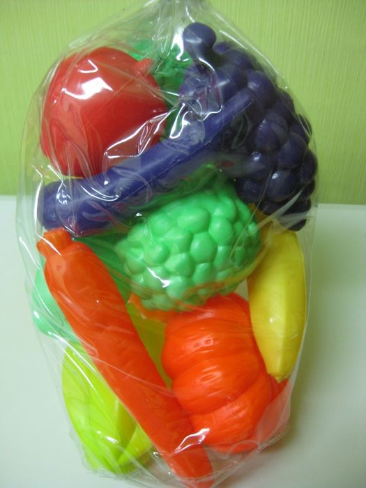 140_ Детский набор овощей и фруктов из пластмассы