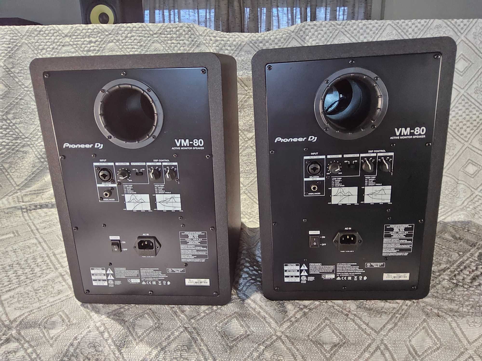 Vendo Colunas Monitoras De Estúdio SEMI-NOVAS   PIOONER DJ-VM 80