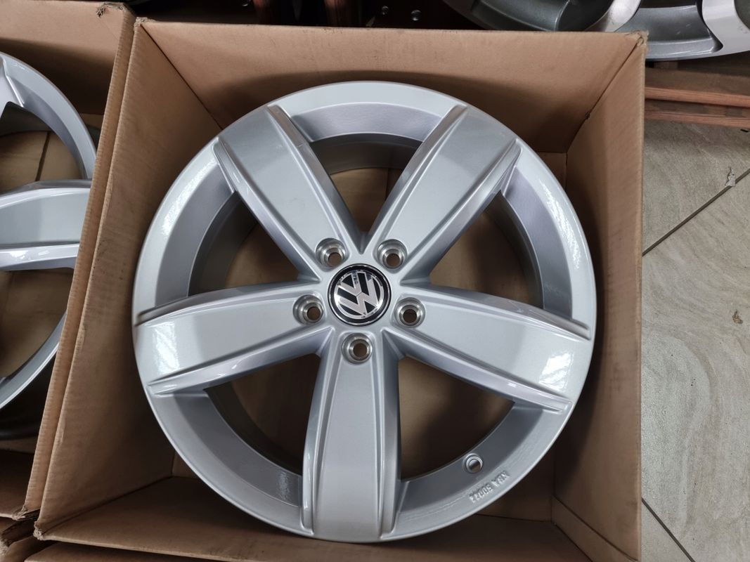 4 X Nowe Felgi Oryginalne Vw Passat B7 B8 Passat Cc Scirocco Tiguan 17