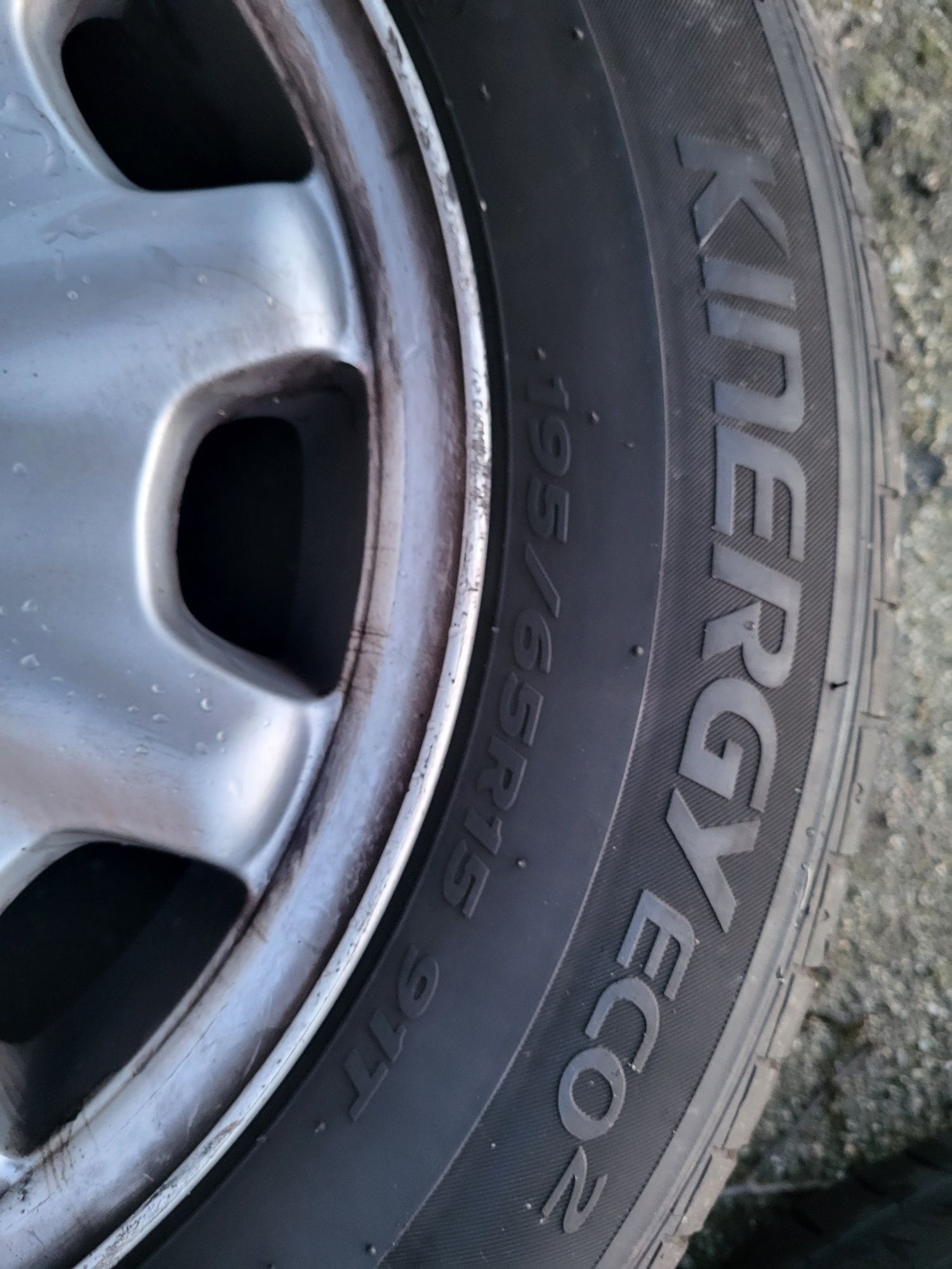 Opony letnie Hankook z Alu felgami do Mercedesa W 202 195/65 R15