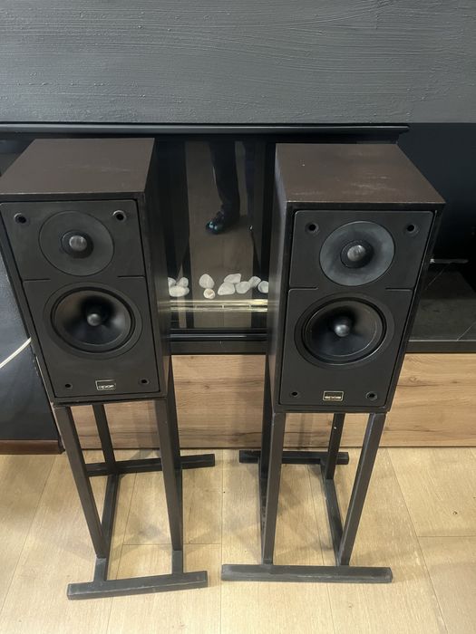 Glosniki  Epos  es11