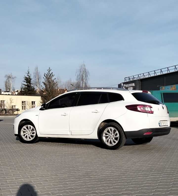 Renault Megane 3 Bose універсал