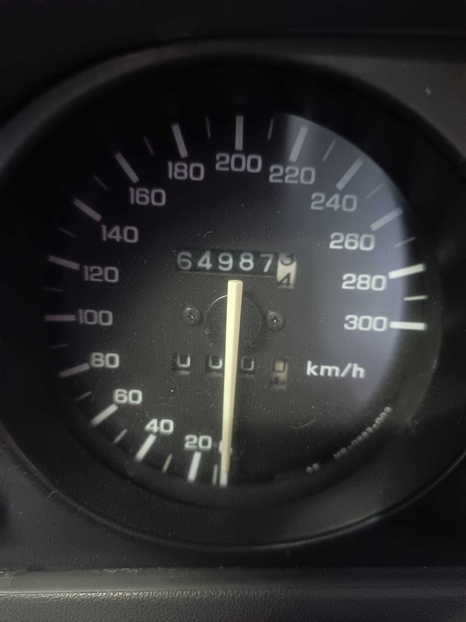Mota CBR 1000F com 65000 kms