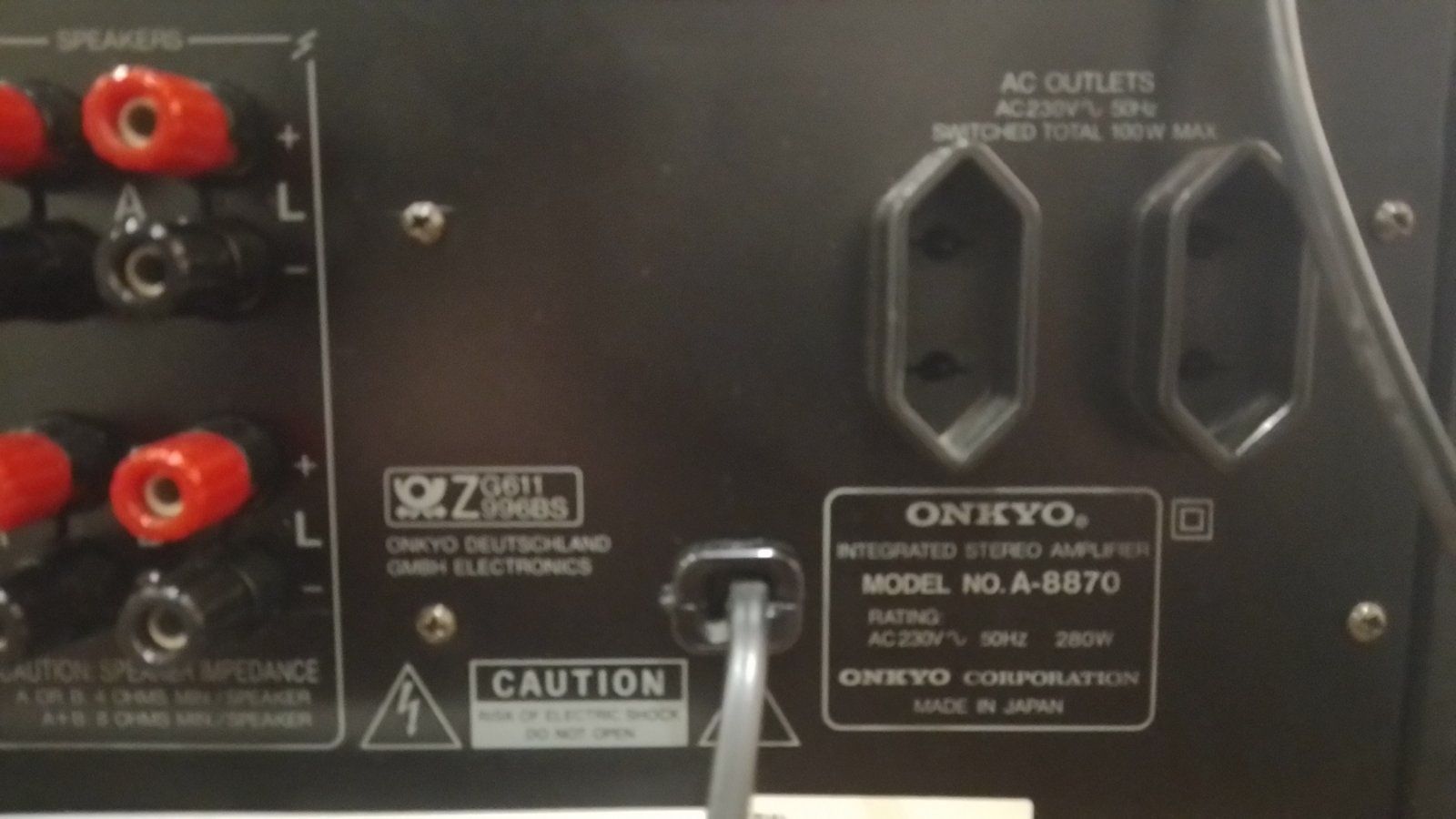Продам стойку onkyo A8870