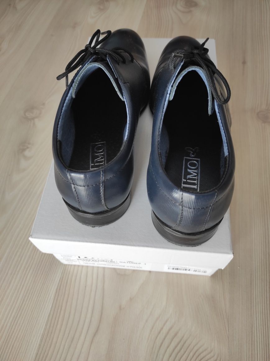Buty wizytowe skórzane dł.wkł.22,5cm