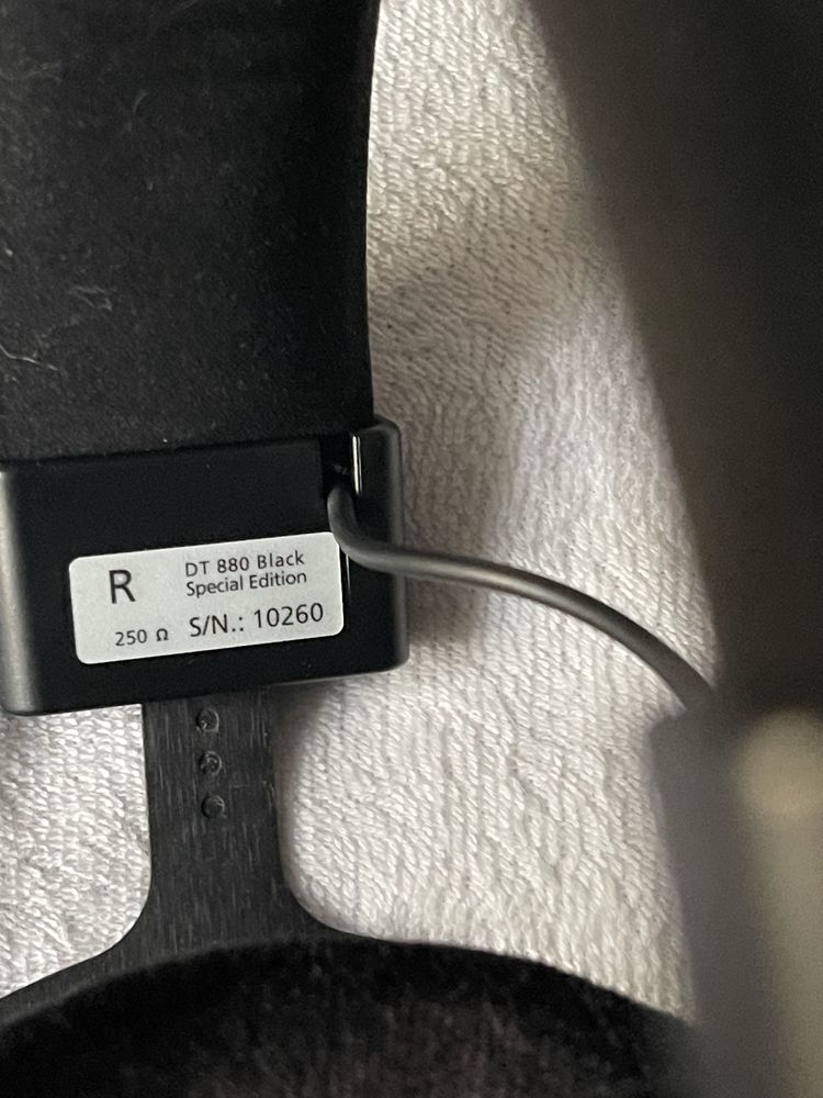 Sluchawki Beyerdynamic DT880  Blalck Edition 250 Ohms