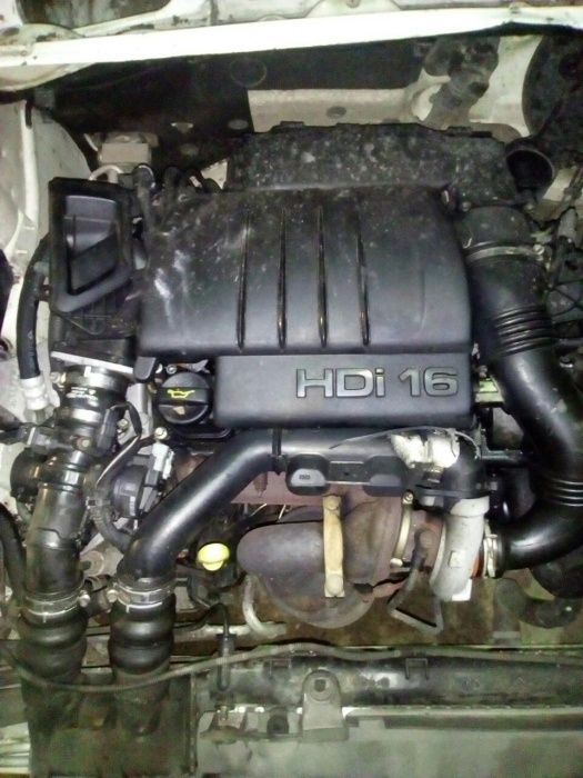 Двигун 1.6ndi Пежо партнер Сітроен Берлінго 2003-2014