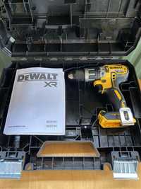 Шуруповерт 18V DeWALT DCD796