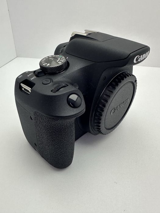 Canon Eos Rebel T7 Kit 18-55, 75-300