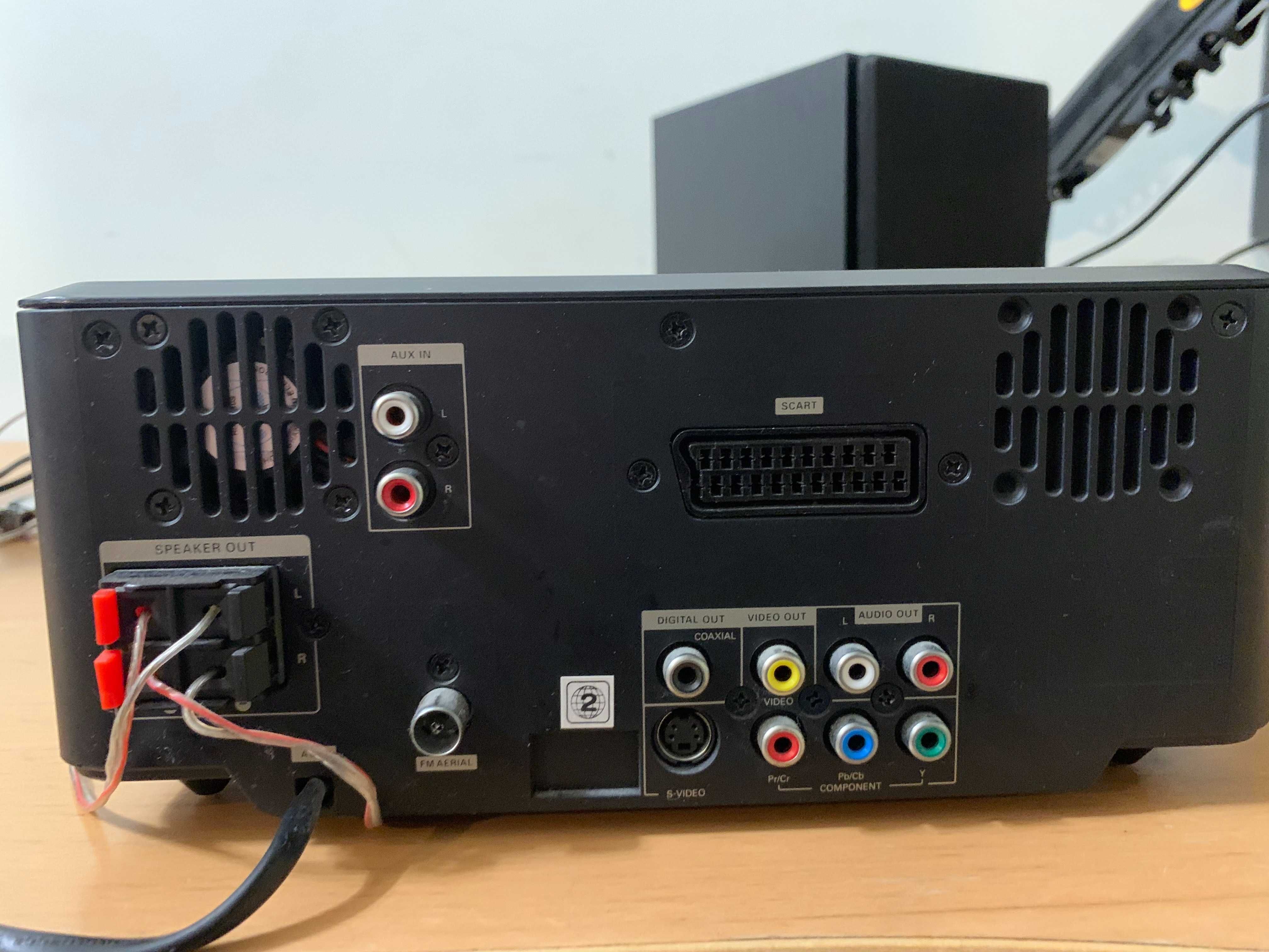 Mikrowieża PHILIPS MCD712/12