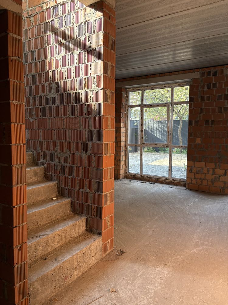 Кутовий таунхаус, Бучанський парк, вул.Сілезька, Інститутська