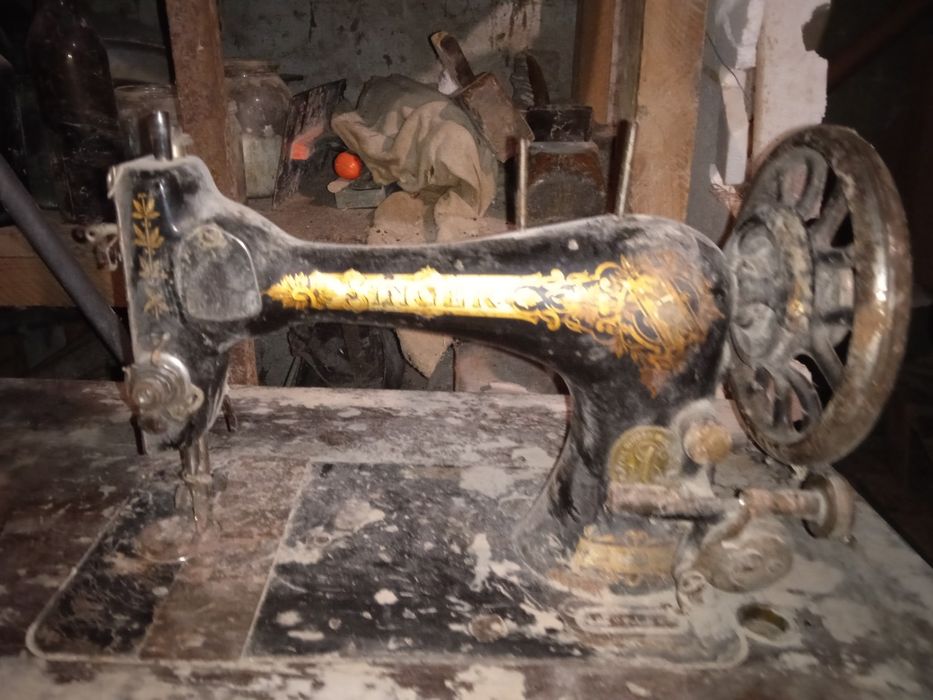 Швейная машина б/у