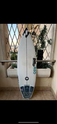 Surfboard DHD 5’7