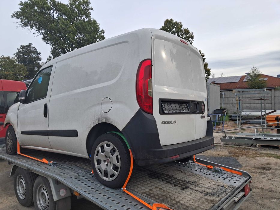 Fiat doblo  w całość  części