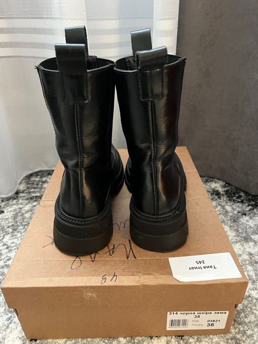 Продам трендові зимові жіночі челсі