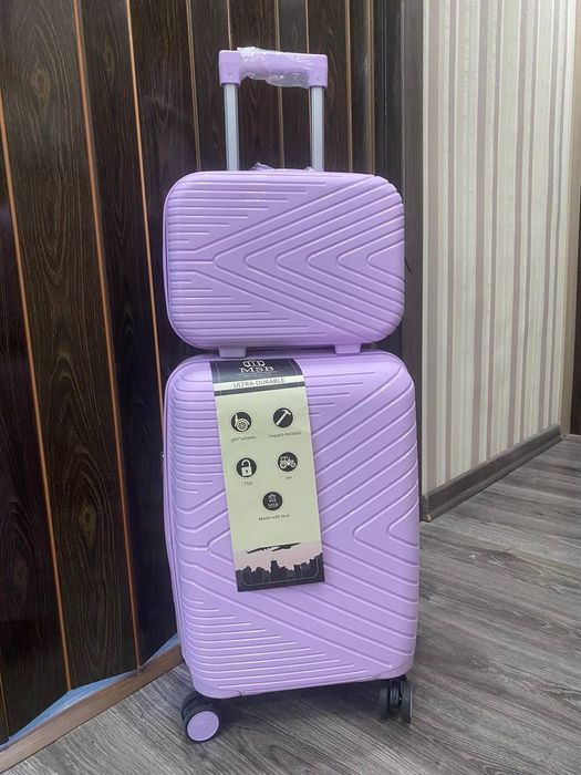 Розпродаж. Велика валіза, поліпропілен 100 %, большой чемодан.