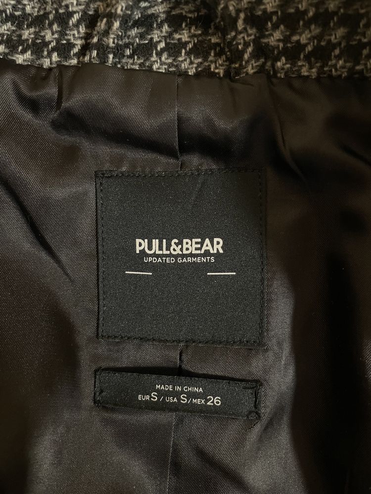 пальто від pull&bear