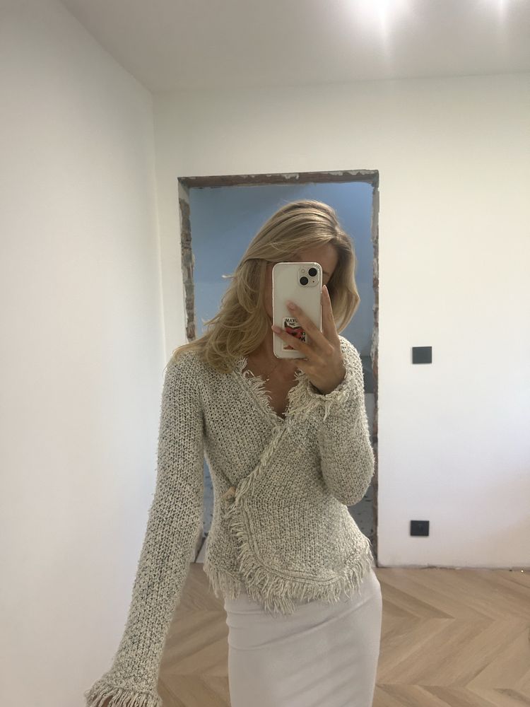 Piękny sweter boho