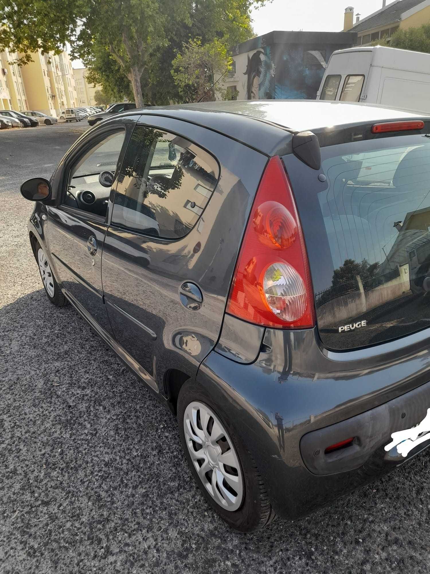Peugeot 107 1.0 - 2006
