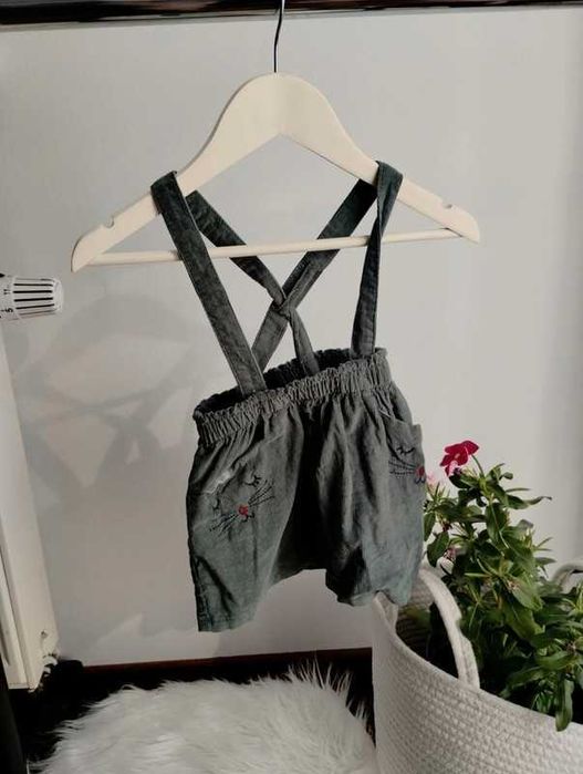 Sukienka spódniczka na szelkach z kieszeniami kotki r. 74 cm (6-9 msc)