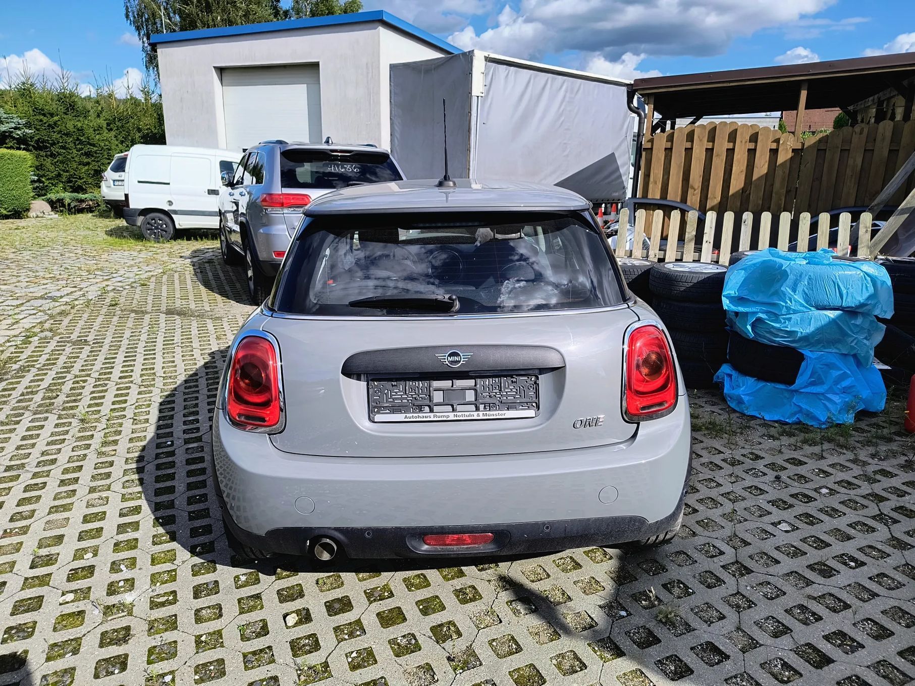 MINI ONE Bogata wersja chlodnice nie uszkodzone