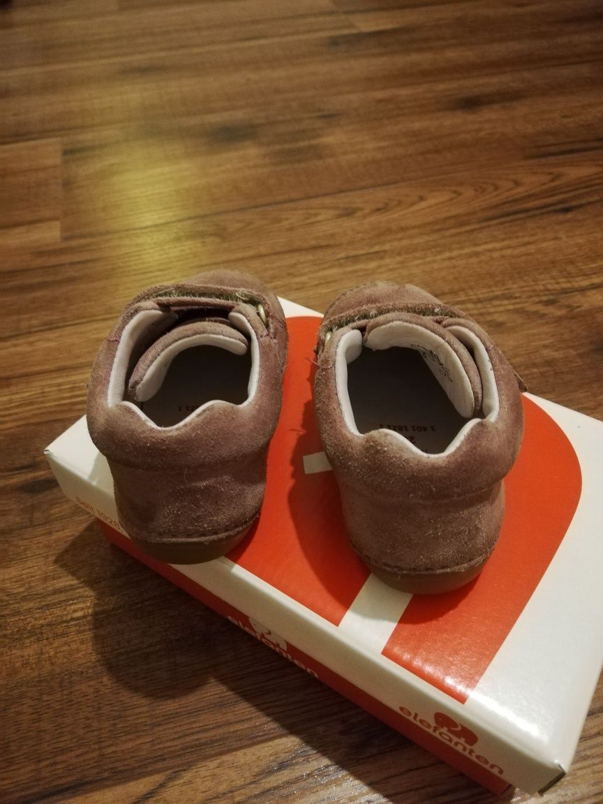 Buty niemowlęce rozmiar 20