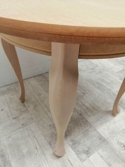 stół okrągły do jadalni dąb okleina mały nowy ludwikowski