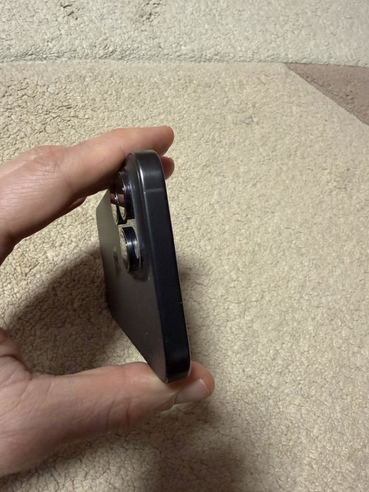 Iphone 15 pro max 256 идеал черный с физической картой!