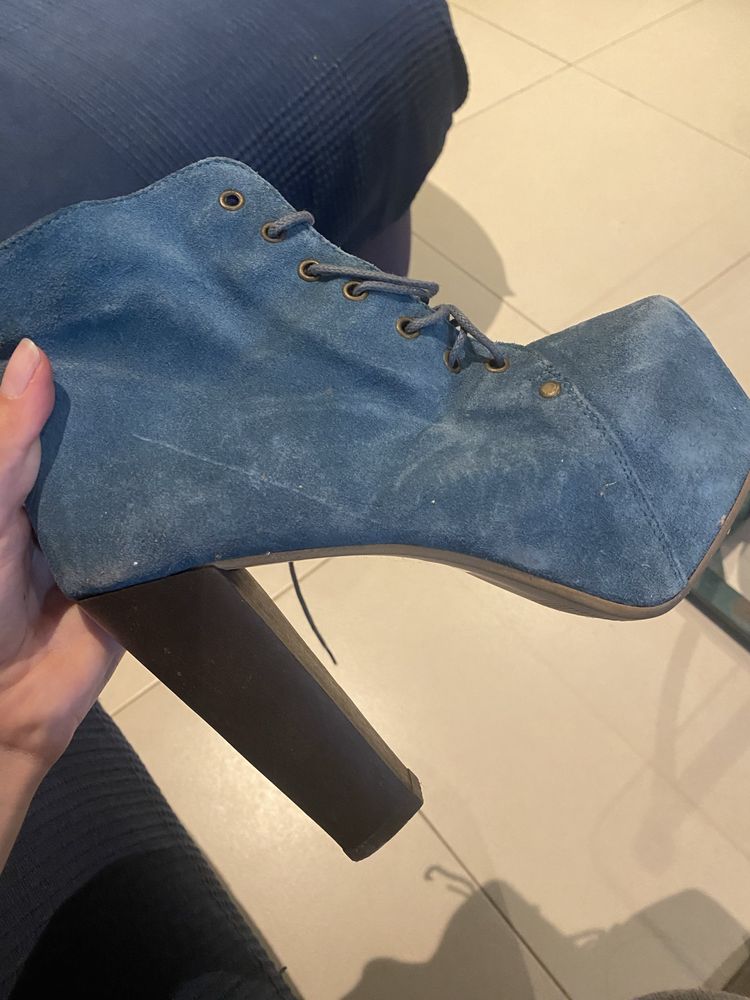 Botins tipo jeffrey campbell
