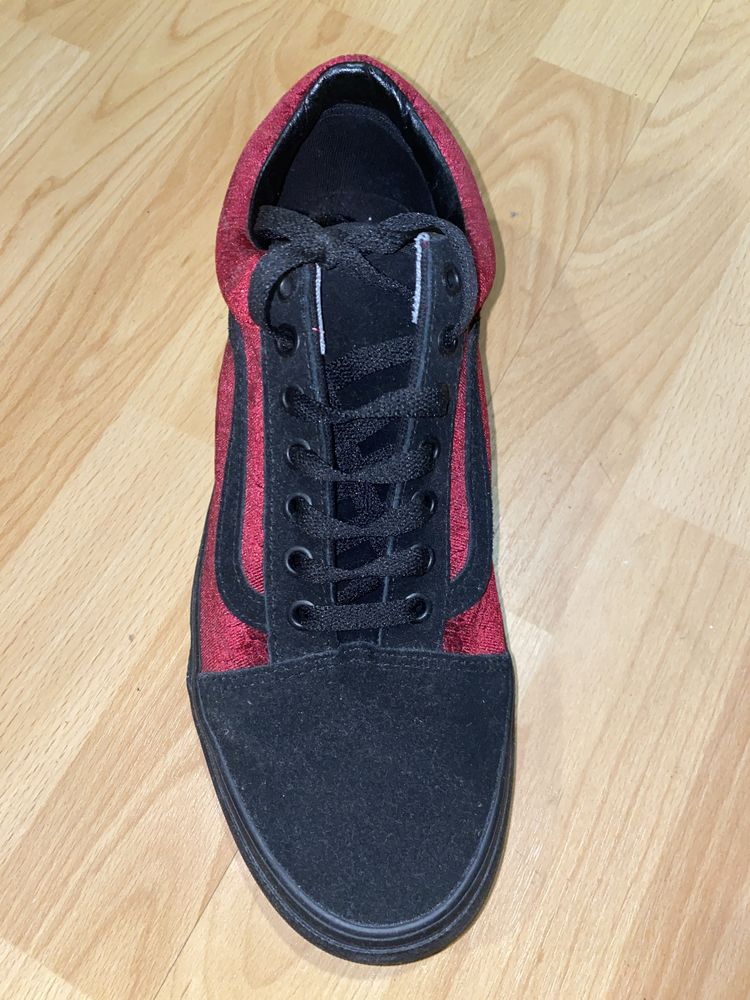 Vans vermelho em camurça