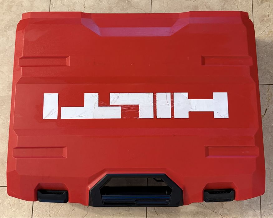 Walizka do młota HILTI TE 700-AVR - stan wzorowy