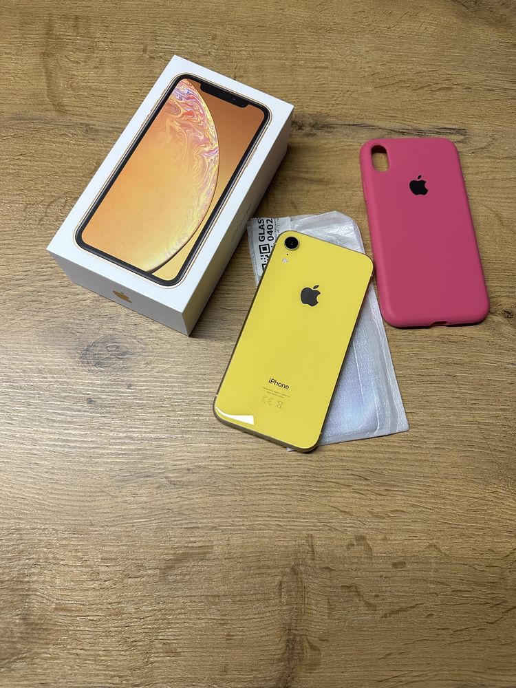 Żółty iPhone XR 64GB
