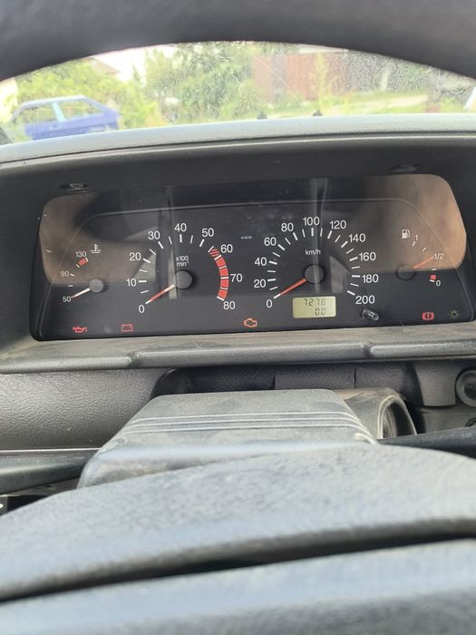 Щиток приладів ВАЗ 2110