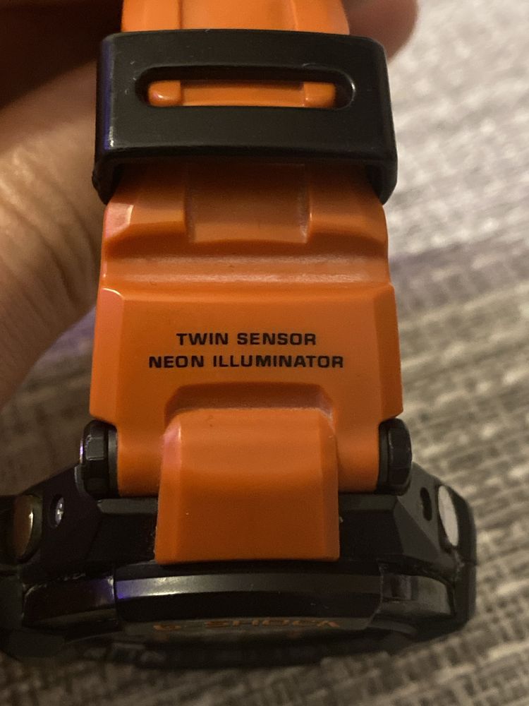 zegarek Casio G-Shock GA-1000 4A