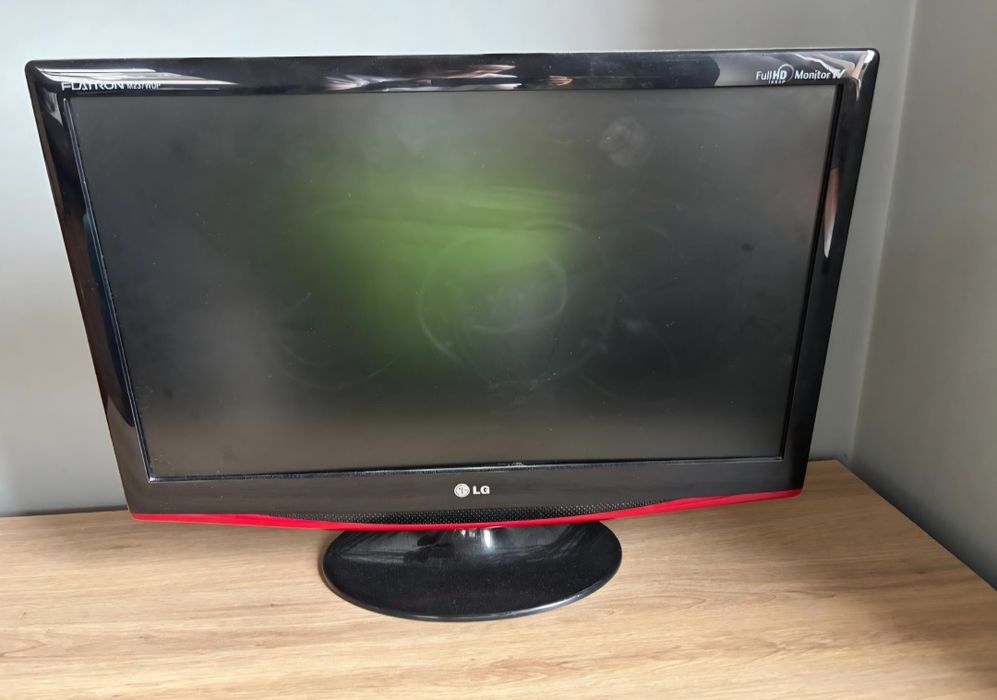 Telewizor marki LG działający brak pilota
