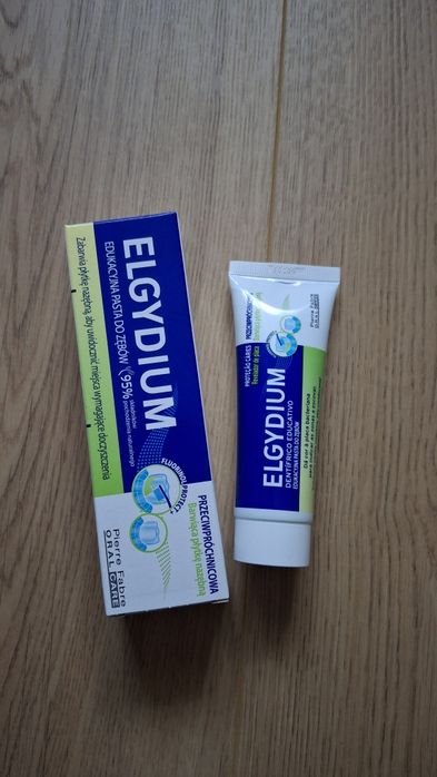 Pasta do zębów edukacyjna Elgydium dla dzieci barwiąca