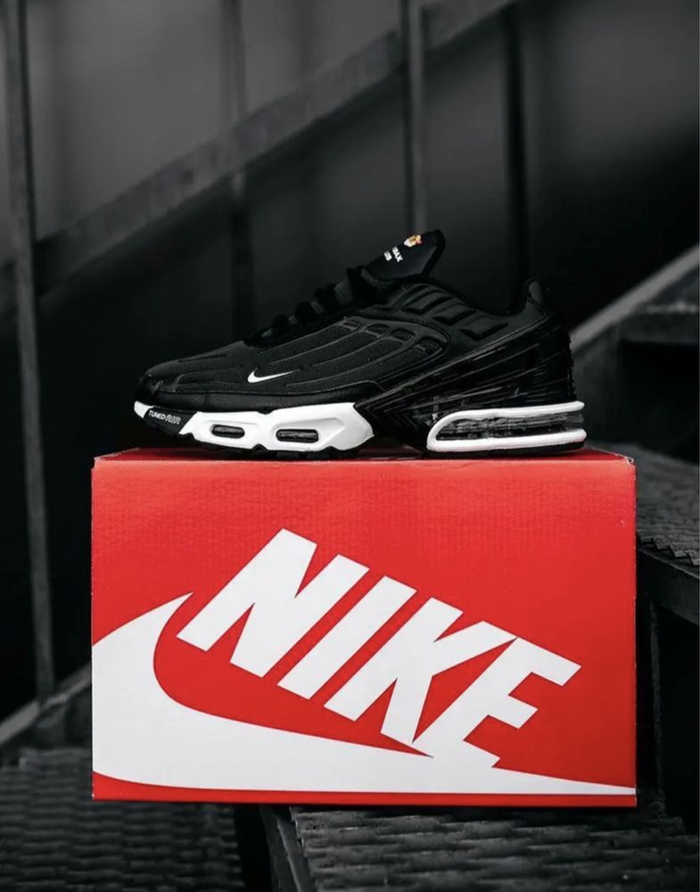 Кросівки Nike Air Max TN Plus 3