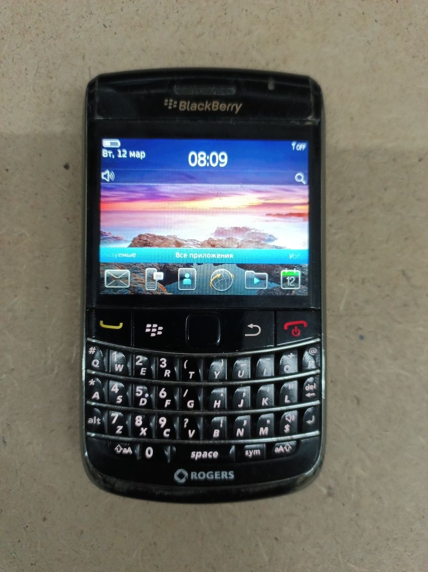 Розпродаж BlackBerry 9780