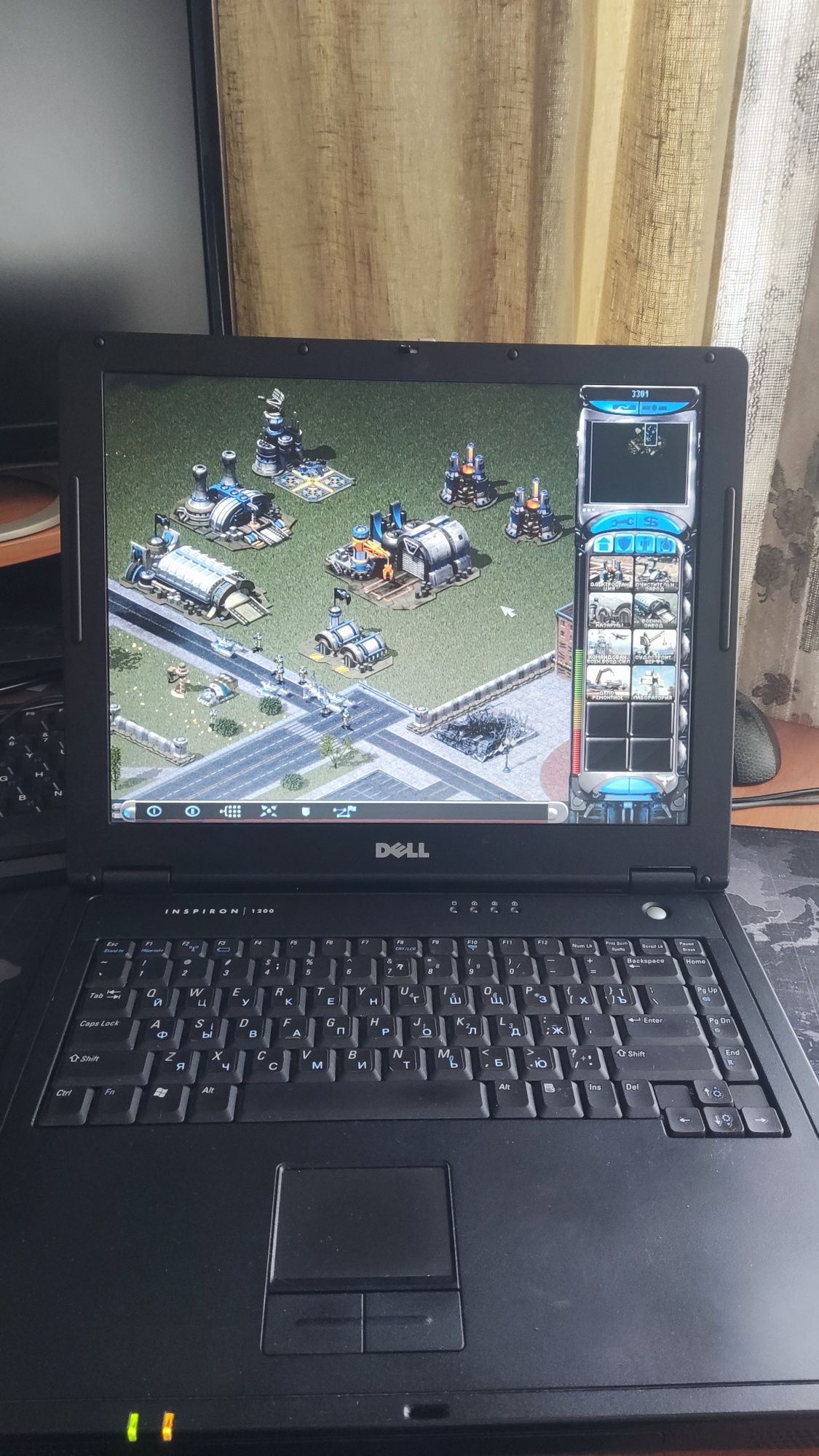 Ноутбук для ретро игр Dell Inspiron 1200