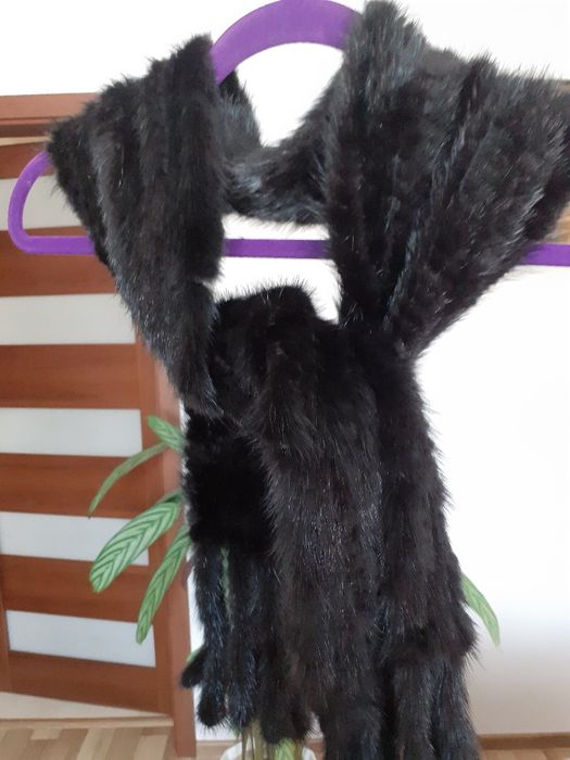 Szalik czarny  futro naturalne NORKa plecionka